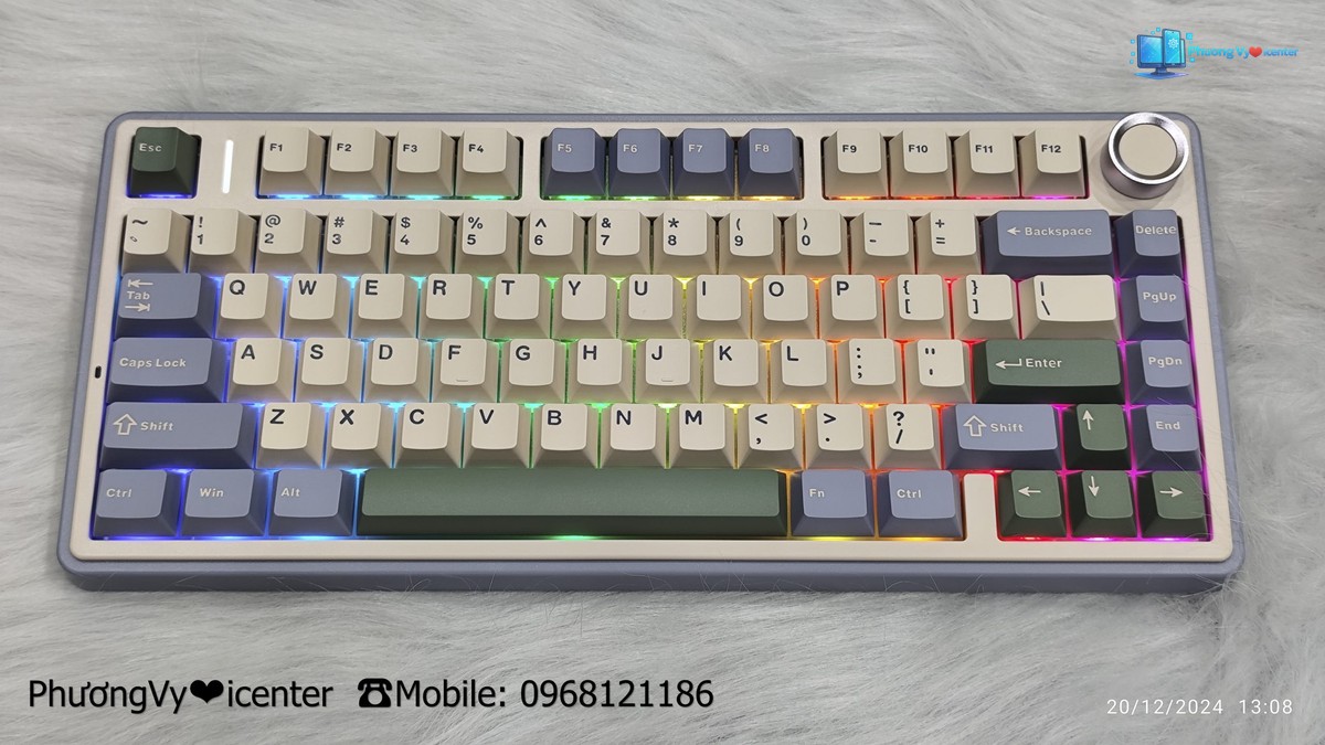 Toàn bộ mặt phím AULA F75 nhìn từ trên với đèn RGB nhiều màu và núm xoay