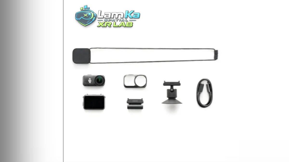 DJI Osmo Nano cùng mô-đun màn hình, dây đeo, cáp và phụ kiện trên nền trắng
