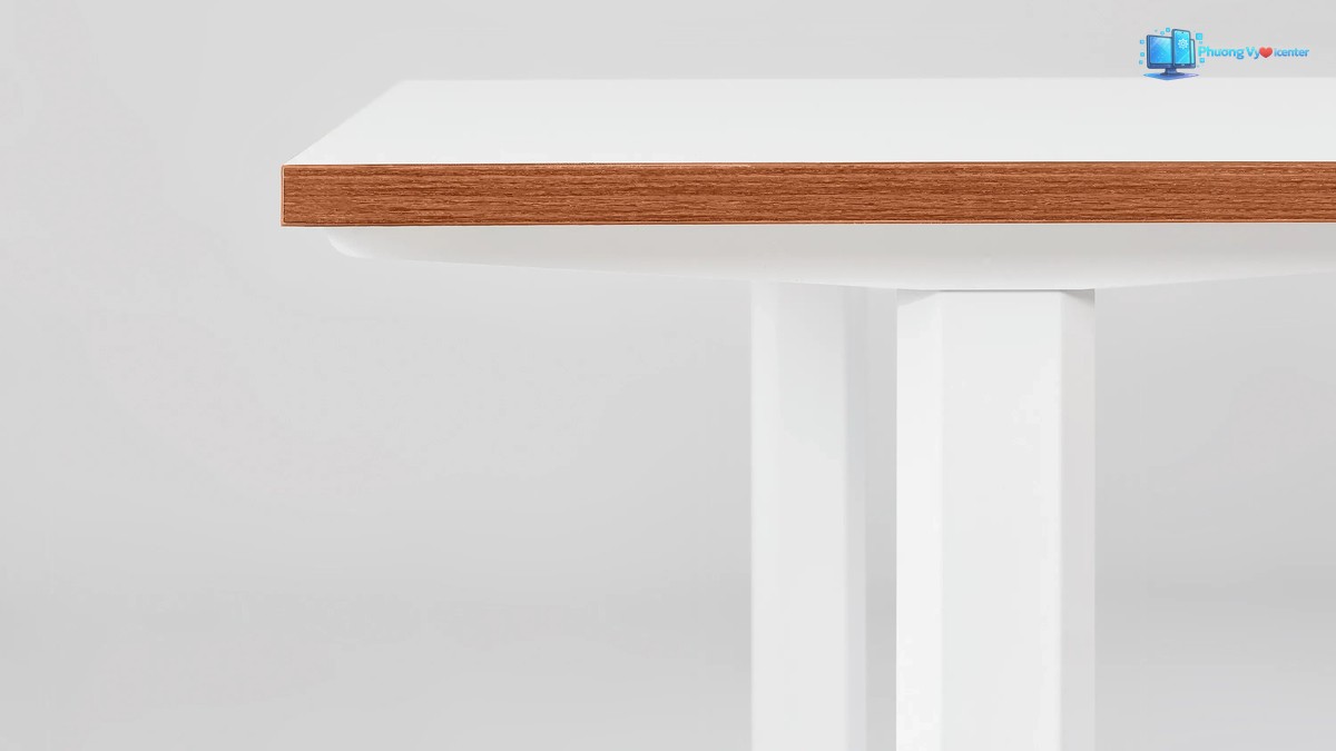 Khung bàn HyperWork Core Desk với hai chân bàn và thanh đòn trung tâm