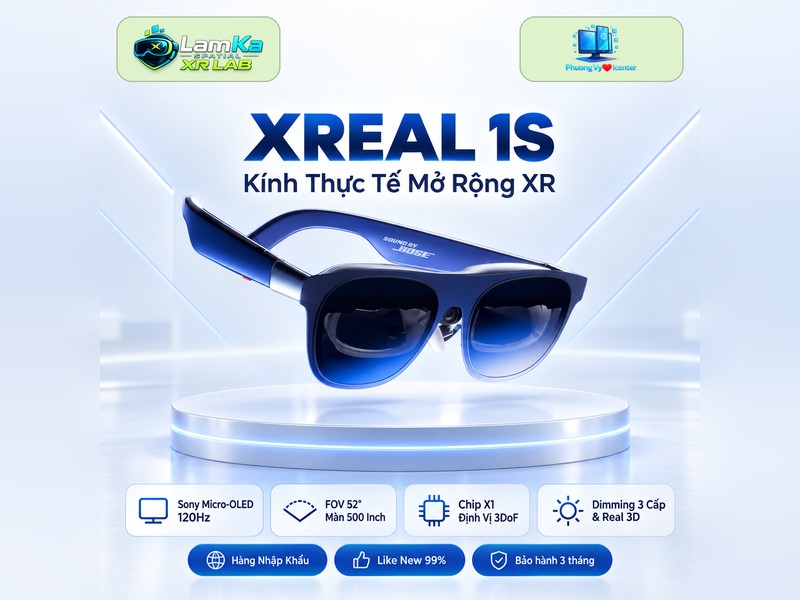 Kính XR XREAL 1S trưng bày trên đế tròn với nền công nghệ