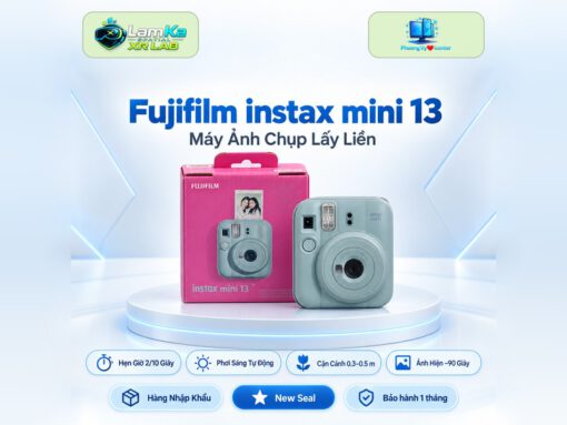 Máy ảnh Fujifilm Instax Mini 13 trên đế tròn với phông nền công nghệ