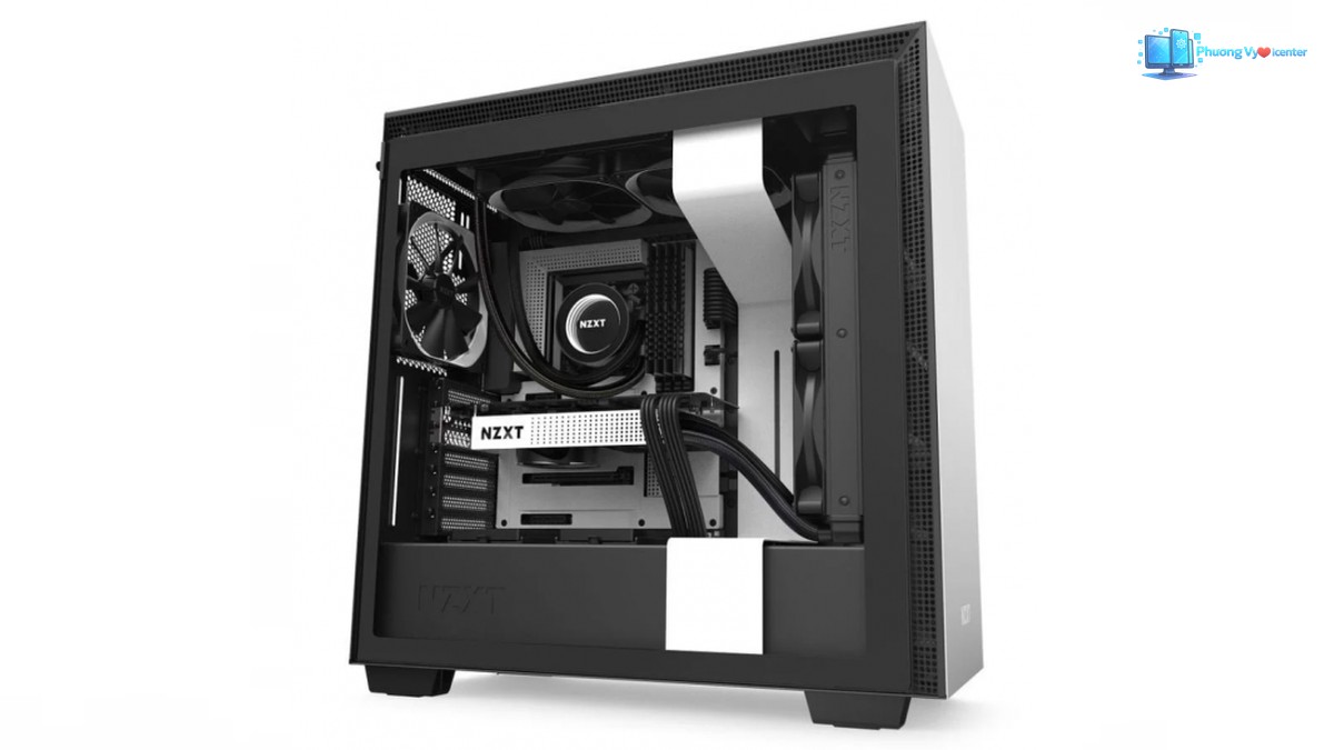 NZXT H710 nhìn nghiêng qua mặt hông kính, thấy quạt, tản nhiệt và linh kiện bên trong