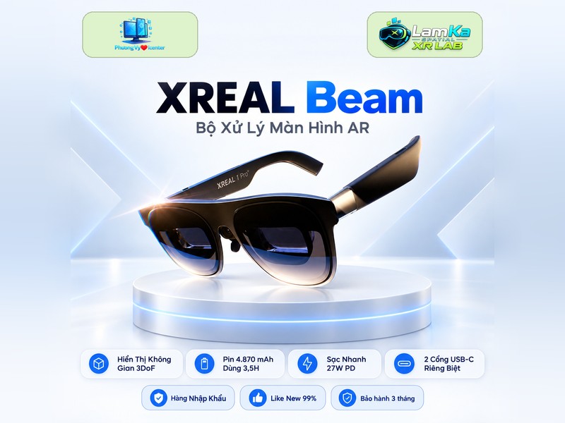 Bộ điều khiển XREAL Beam màu xám nhạt trên đế tròn với nền công nghệ
